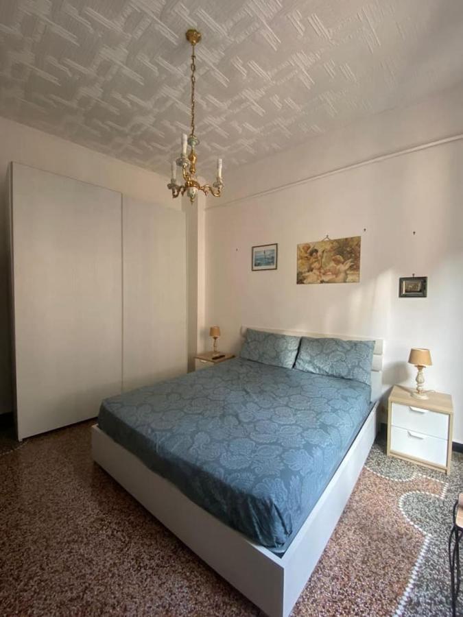 La Palma Di Rafe Apartment Genoa Bagian luar foto